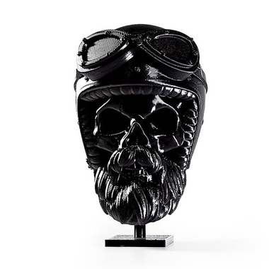 Бородатый череп в мотошлеме, фигурка для декора интерьера, арт-объект, коллекционный предмет, 3D печать, черный 16 см.