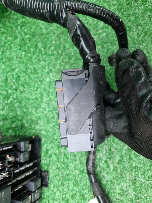 Проводка моторного отсека Geely Atlas Pro (21-нв)