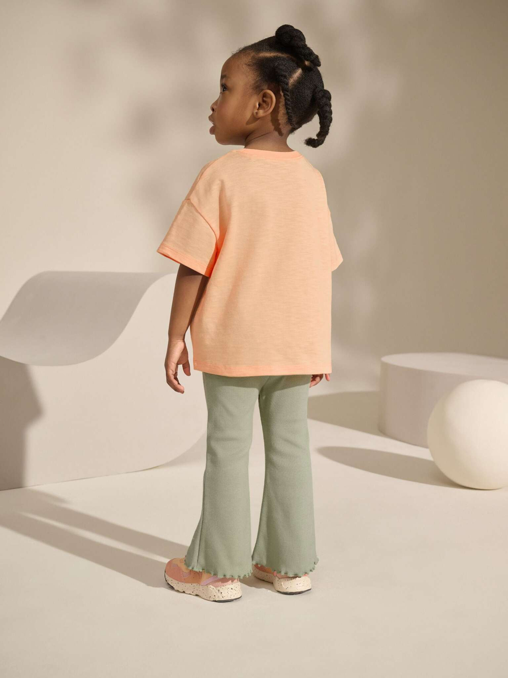 Футболка и легинсы-клеш в комплекте для девочки Next AD5-471, Светло-оранжевый, Хаки