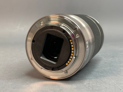 Sony 55-210mm f/4.5-6.3 E OSS внутри налет в виде точек