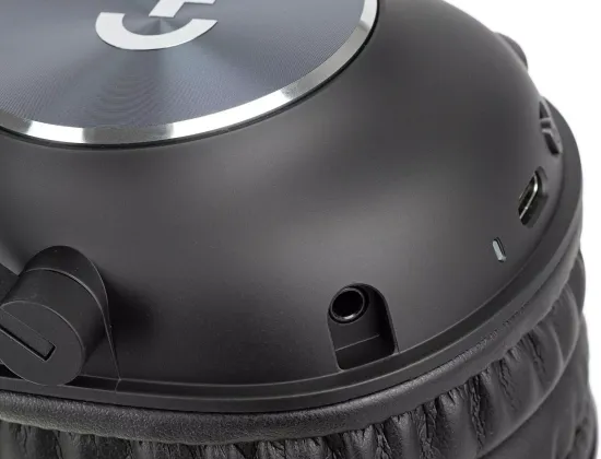 Игровые наушники Logitech Pro X Lightspeed