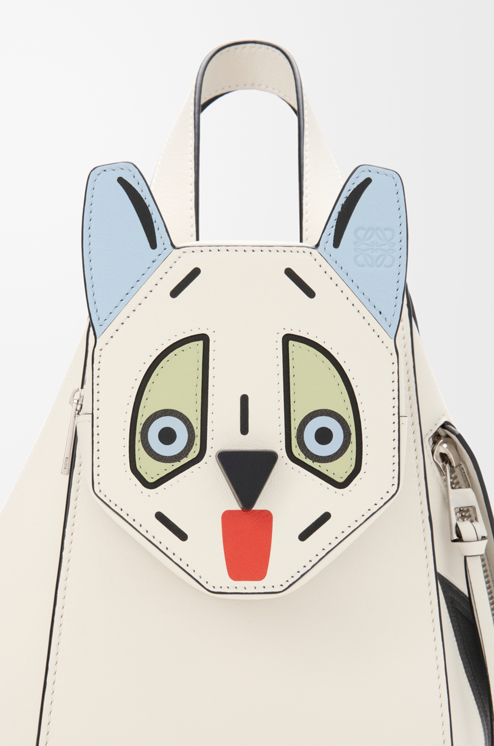 Loewe Компактная сумка Hammock Futurist Cat из классической телячьей кожи, экрю