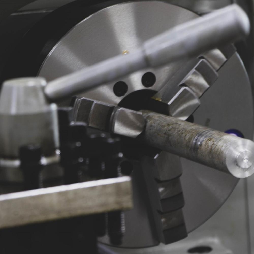 PROMA SPF-1000PS универсальный токарный станок с УЦИ