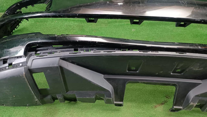 Бампер передний Range Rover Vogue 4 L405 (2012-2017)