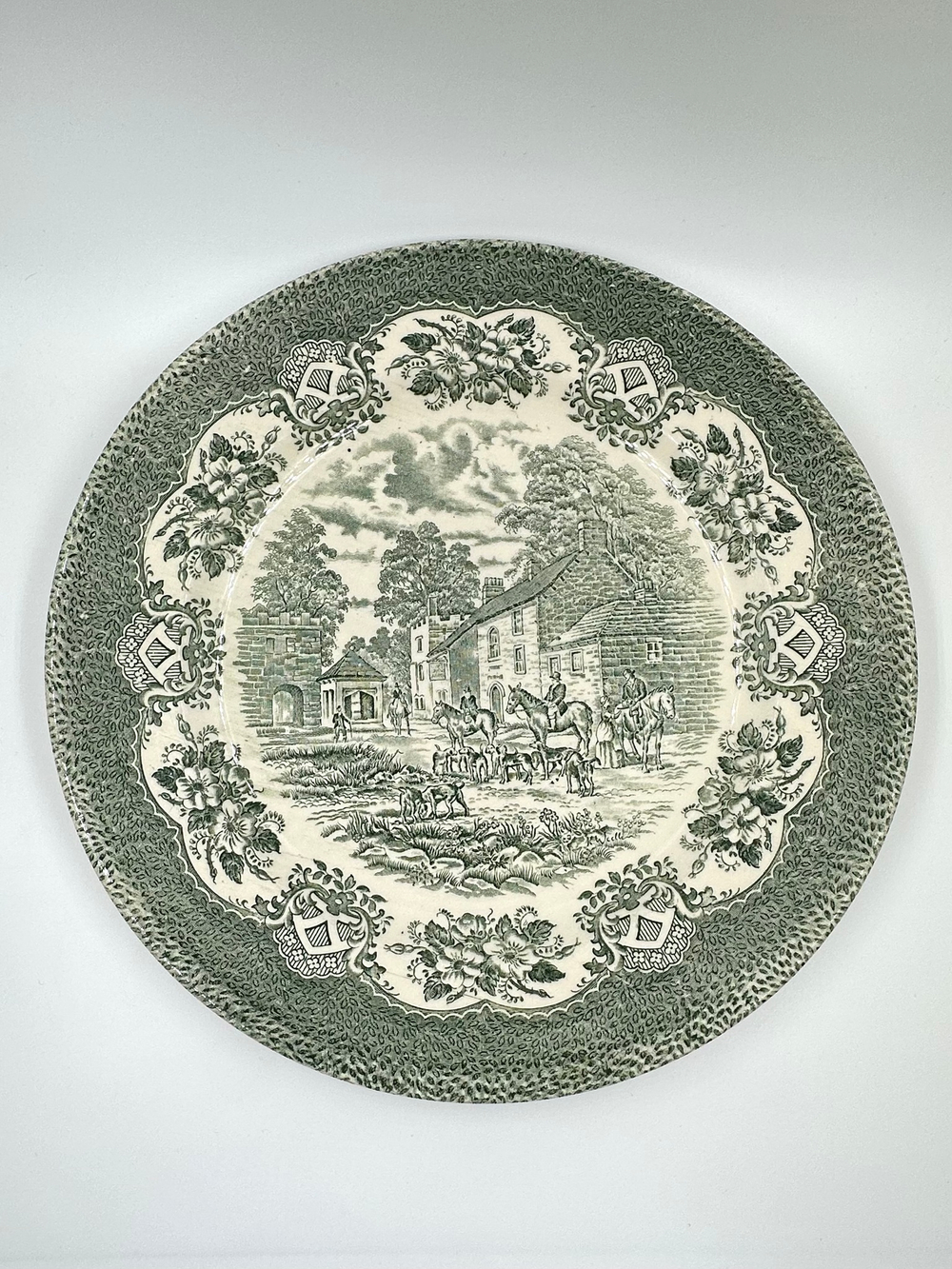 Тарелка 27,7см English Ironstone