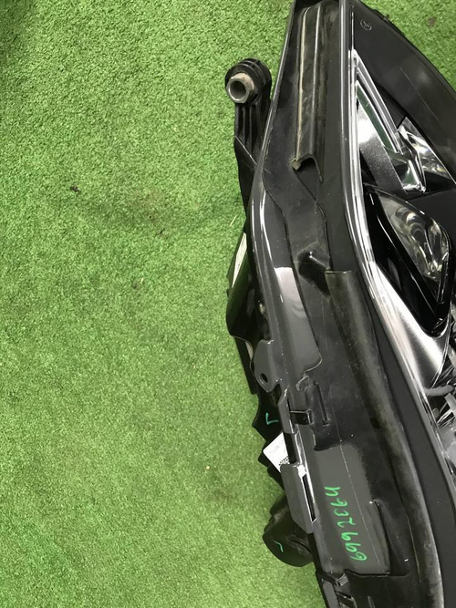 Фара правая Mercedes E W212 (13-16) LED В сборе