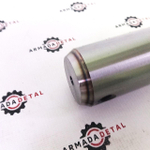 Палец (крепление основания гидроцилиндра стрелы к стреле) | 6102877M2 | TMP