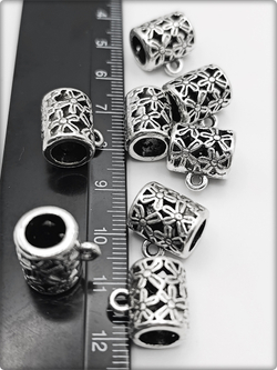 Бейлы (держатели для кулонов) "Цветы" для изготовления бижутерии.