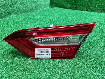 Фонарь правый внут Toyota Camry xv70 17-нв галоген