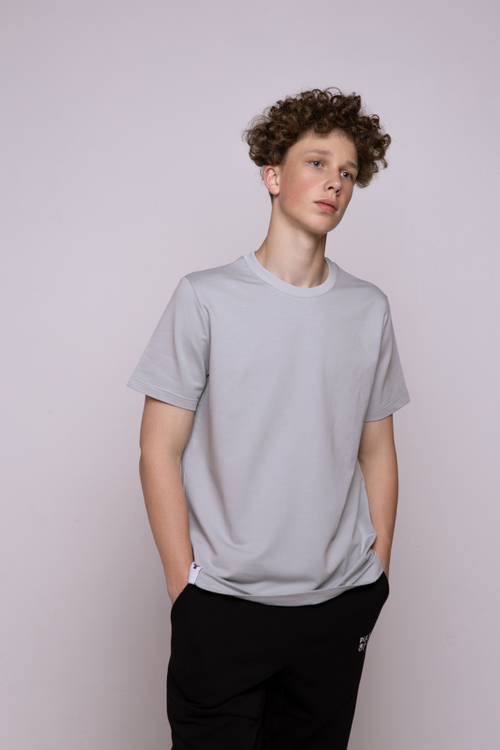 Футболка серо-голубая классическая без принта