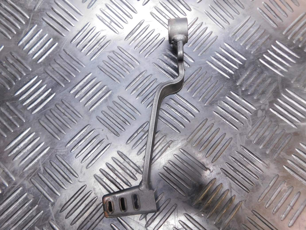 Лапка заднего тормоза Kawasaki Ninja 250R