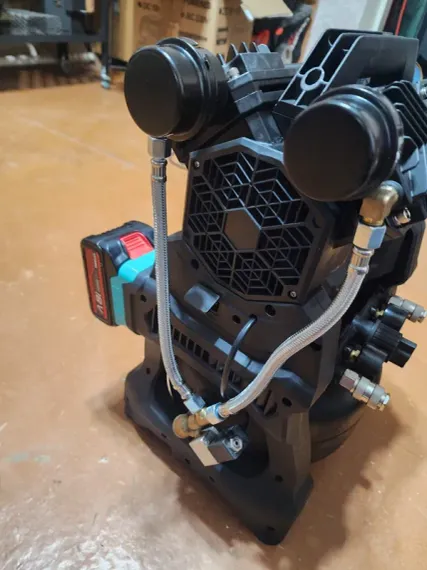 Поршневой безмасляный 2 в 1 компрессор TC-BL DC990AD-10L