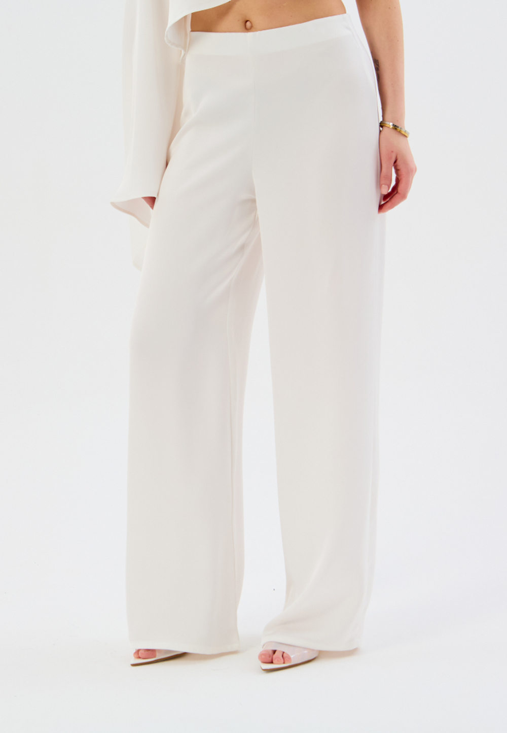 Брюки летние на резинке белые