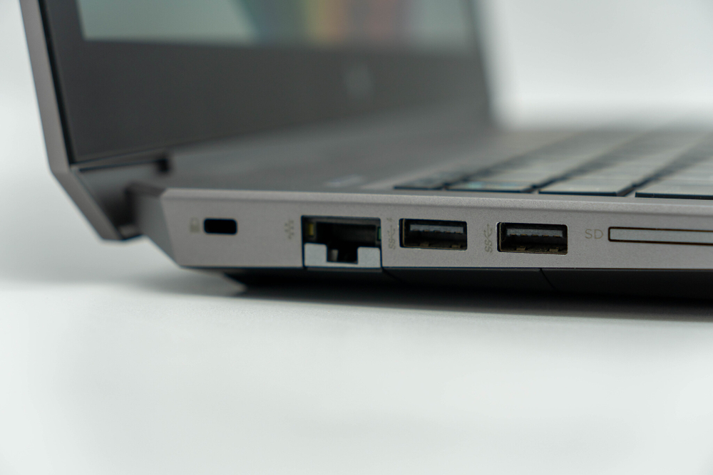 Ноутбук HP ZBook 15 G5 ( i7-8850H / Quadro P1000 )