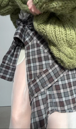 Рубашка в клетку серо-коричневая