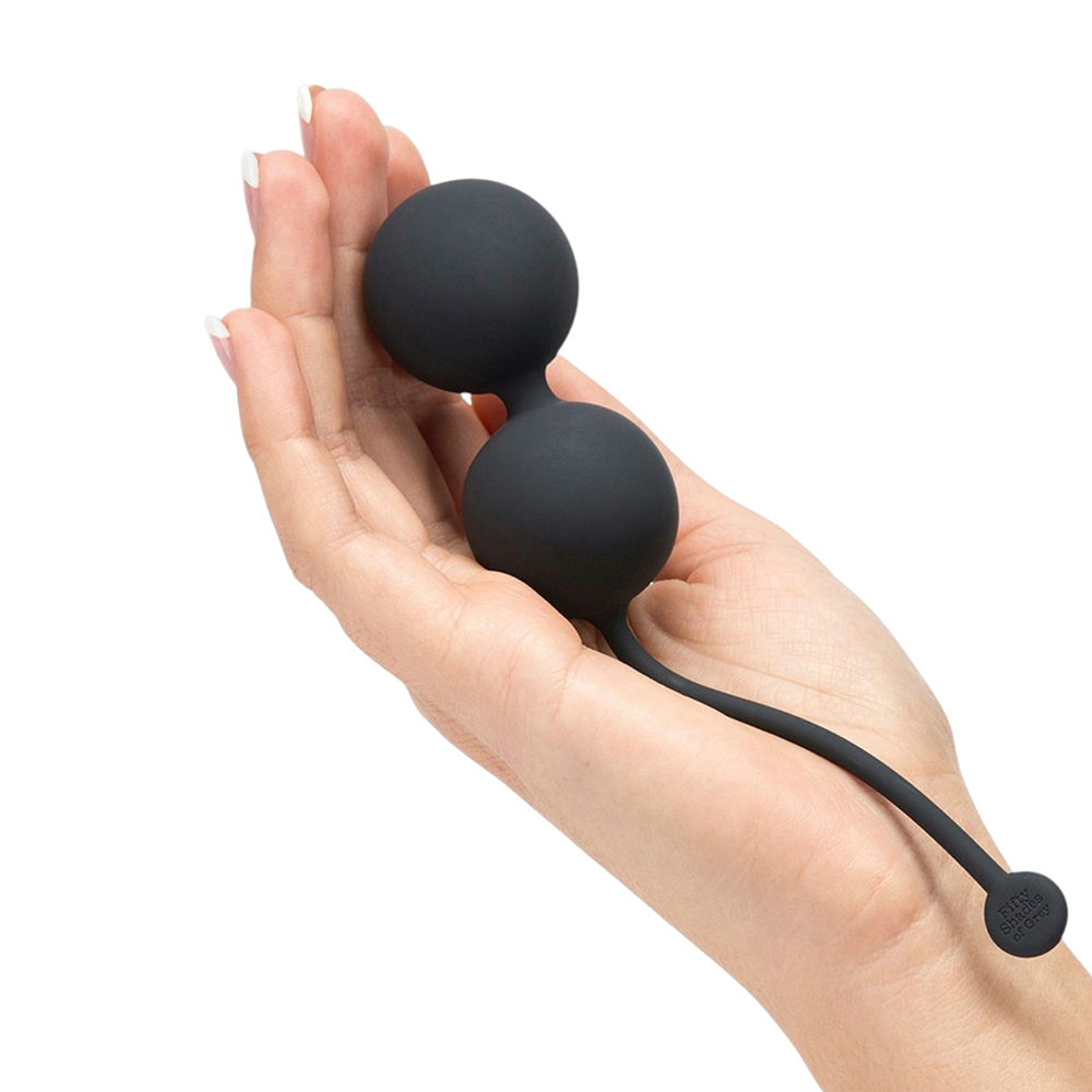 Черные вагинальные шарики 3,6см Fifty Shades of Grey Tighten and Tense Silicone Jiggle Balls