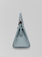 Сумка BK-25 однотонная трапецевидной формы с короткими ручками и замочком спереди