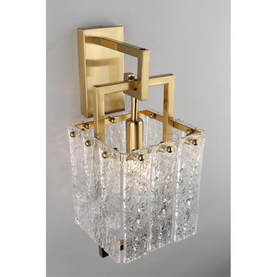 Светильник настенный (Бра) OML-68901-01