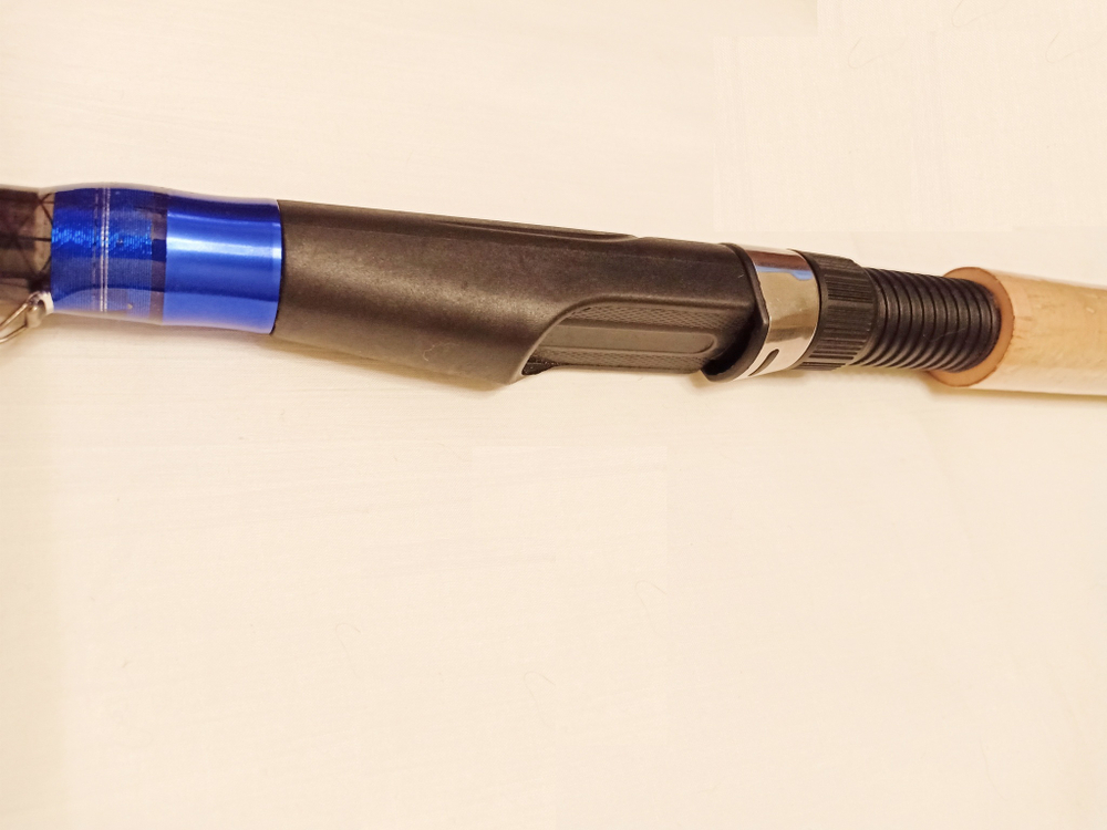 Спиннинг телескопический Pro Hunter Zorro Jin Tai тест 5-25 гр длина 270 см в чехле