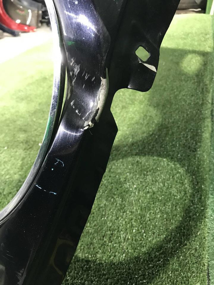 Крыло переднее правое Bentley Bentayga (2015-2020)