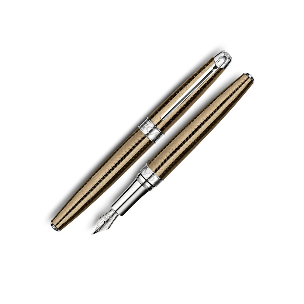 Перьевая ручка Carandache Leman CAVIAR SP (F) латунь лак посеребрение с родиевым напылением (4799.487)