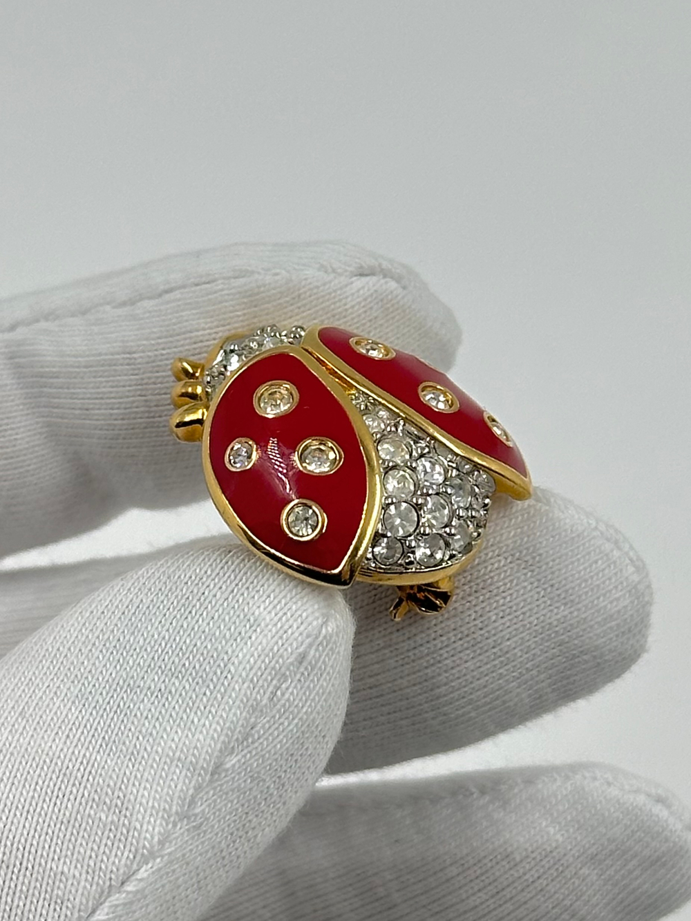 Брошь Божья коровка Swarovski