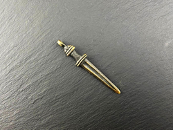 Подвеска. Меч Каролинг