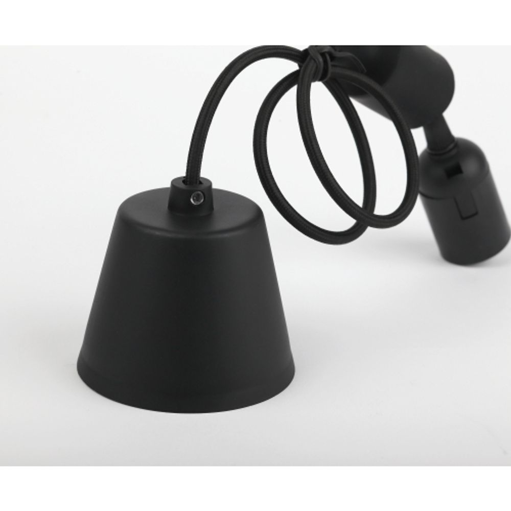 Патрон ЭРА Е27 с подвесом пластиковый черный