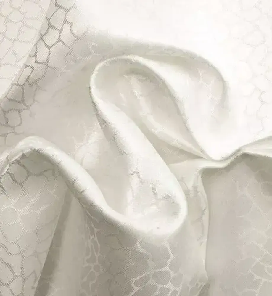 Ткань подкладочная Жаккард, шир. 145 см, 90(+/-5) гр/м2, вискоза 48%, п/э 52%, молочный