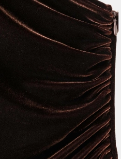 Комбинезон из велюра с металлическими деталями