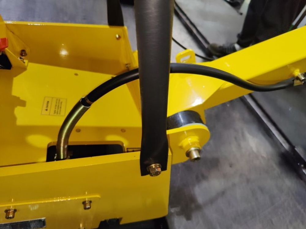 Виброплита реверсивная TOR C-330A дизельная - [315 кг / 38 кН / DIESEL 186FA]