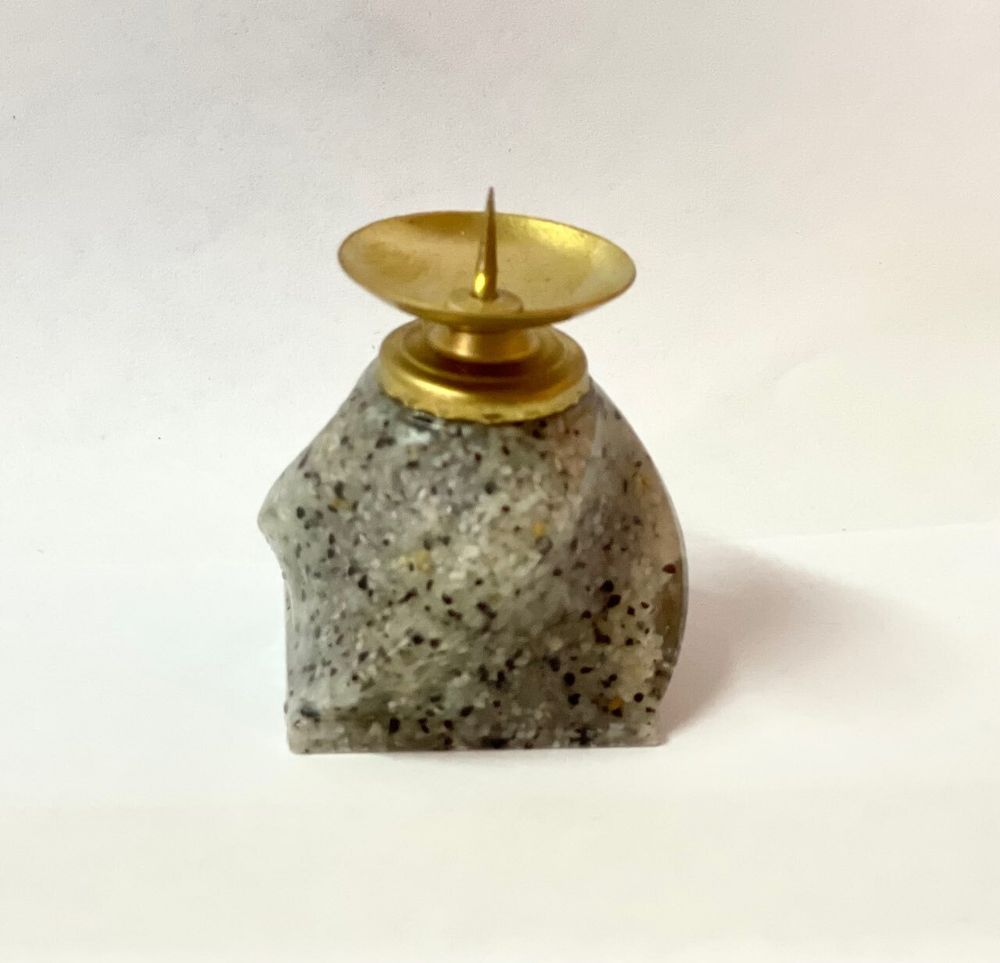 Подсвечник из камня с иглой (Керамика)