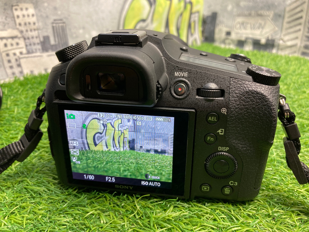 Sony Cyber-Shot RX10 III