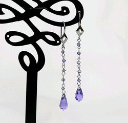 Серьги длинные с кристаллами Сваровски "Ледяная лаванда"