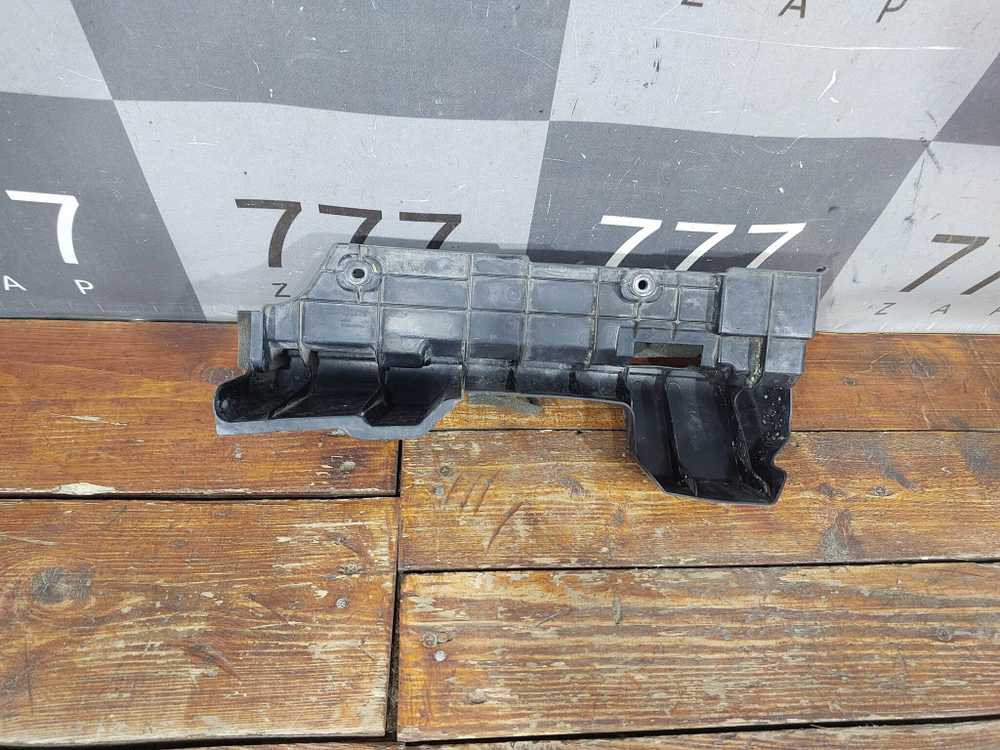 Воздуховод радиатора правый Kia Rio 4 (FB) 17-нв Б/У Оригинал 25321H5000