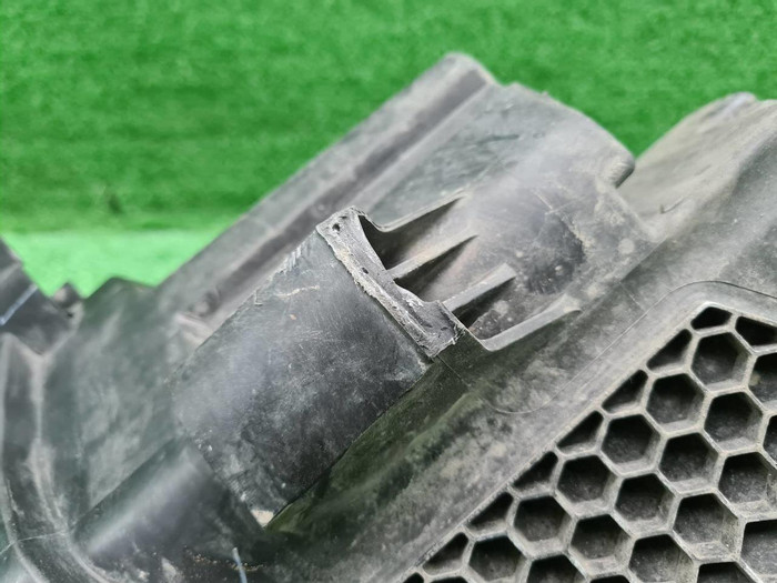 Фара правая Faw Besturn X80 (2018-2022) галоген