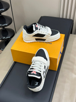 Louis Vuitton Trainer (2 colors)