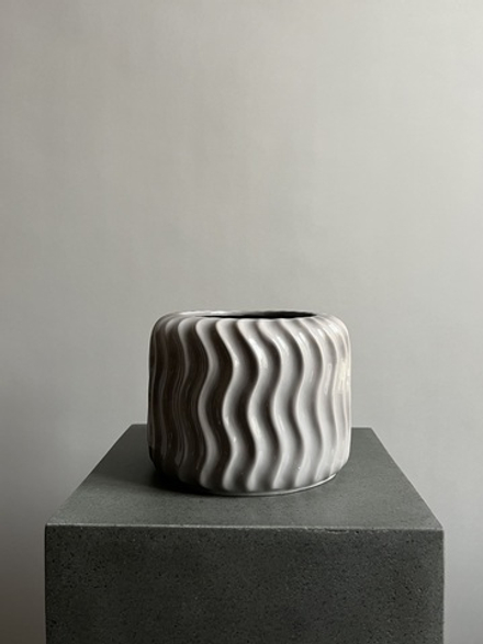 Кашпо Бахаус серое