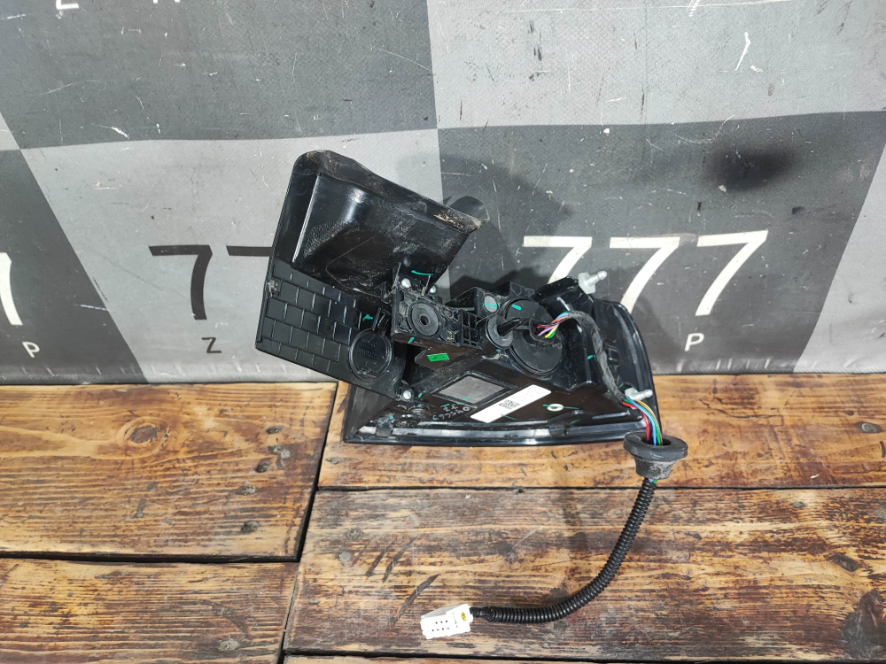 Фонарь зaдний левый Jaecoo J7 23-нв Б/У Оригинал 605000750AA