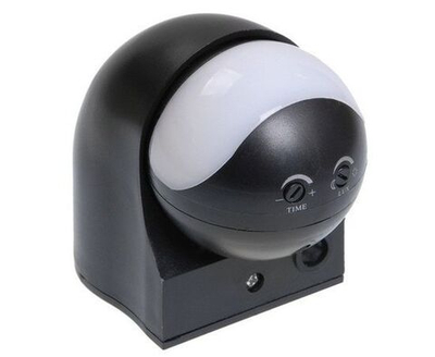 Датчик движения ДД-010 1100Вт 180град 10м IP44 черный IEK