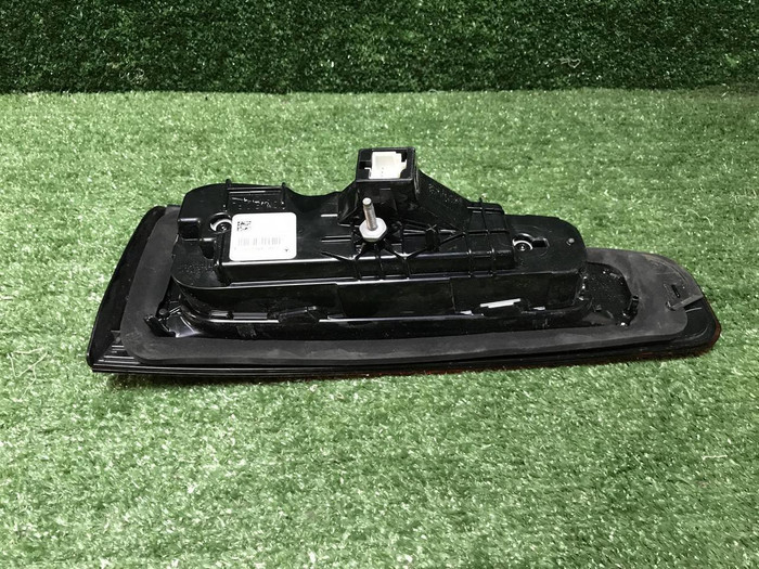 Фонарь левый внутренний Mercedes GLS x167 (19-23)