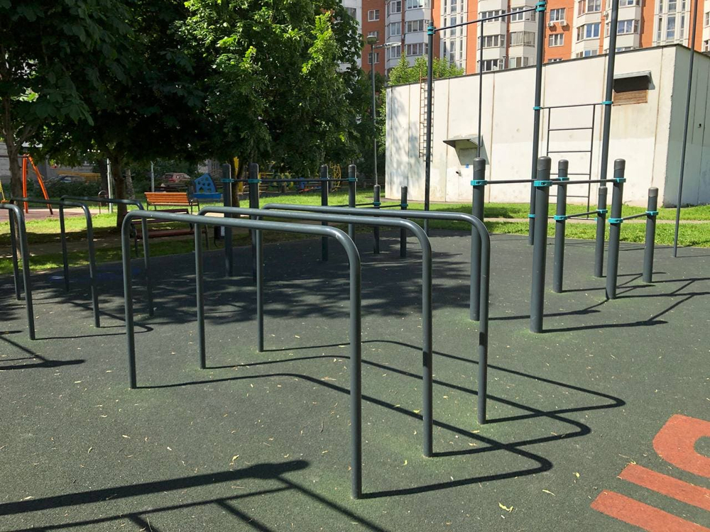 Воркаут площадка №7 - 300 м2 (30 х 10 м)