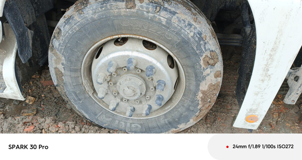 Foton AUMAN 4x2 Седельный тягач BJ4189SLFKA (Дизельный, 11,8 л, 470 л.с. АТ)