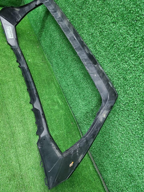 Накладка решетки радиатора Audi RS Q8 (2020-н.в.)