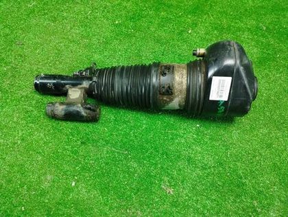 Стойка пневматическая передняя левая BMW 7er G11 G12 (2015-2022)