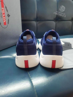 Кроссовки Prada