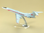 Модель самолета Ту-134 УБЛ (М1:100, ВВС, Красная полоса, звезда на киле)