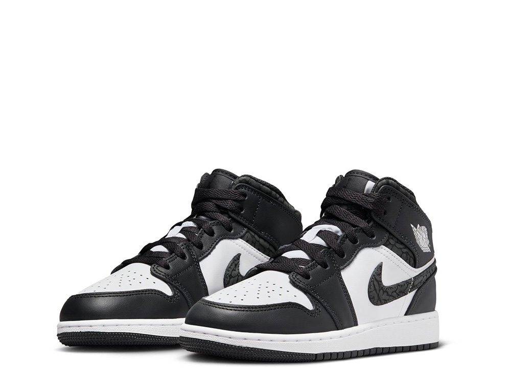 Баскетбольные детские кроссовки Air Jordan 1 Mid SE (GS) Black