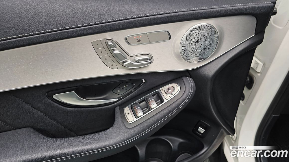 Mercedes-Benz GLC-Class X253 GLC300 4MATIC AMG Line Coupe (08.2019)