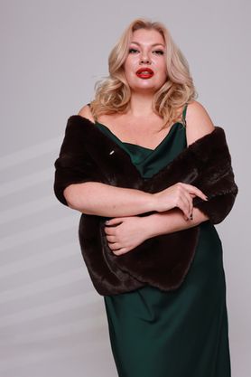 Цена на Горжетка-11832 больших размеров